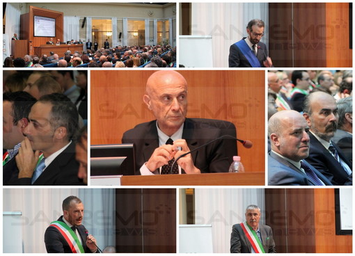Sicurezza e immigrazione: il Ministro dell'Interno Minniti ha incontrato i sindaci liguri (FOTO e VIDEO)
