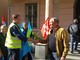 Sciopero e protesta degli spazzini davanti al Comune di Ceriale, Dabove (Cgil):"Aimeri da tempo non versa fondi pensioni integrative"