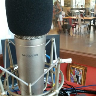 Con il Music Lab di Savona "impariamo a fare la Radio" Con il Music Lab di Savona "impariamo a fare la Radio"