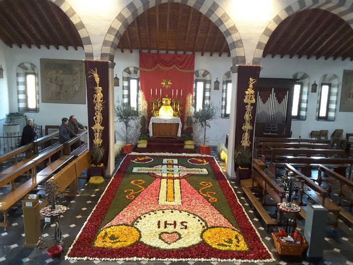 Il giovedì e il venerdì Santo in San Bernardino di Albenga
