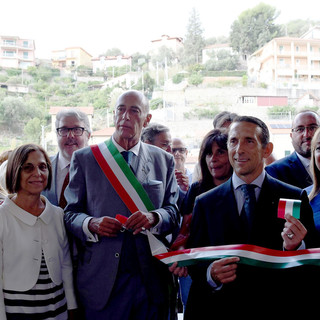 Alassio, inaugurate le nuove scuole "Ollandini". Il sindaco Melgrati: "Moderne, inclusive e bellissime"