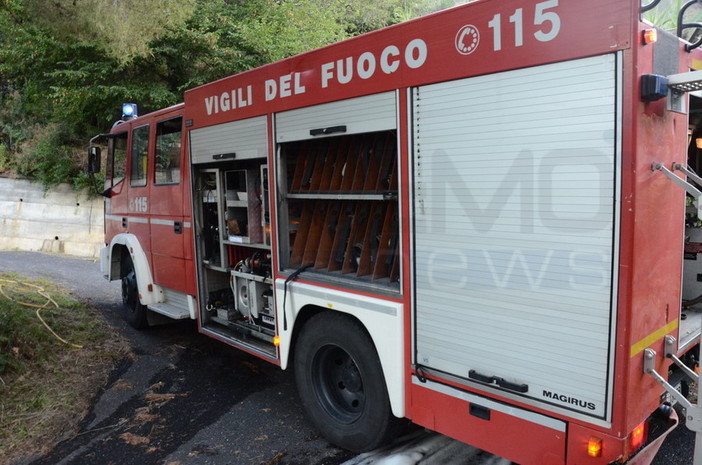 Vagone di un treno merci deraglia a Ventimiglia: circolazione ferroviaria interrotta Vagone di un treno merci deraglia a Ventimiglia: circolazione ferroviaria interrotta