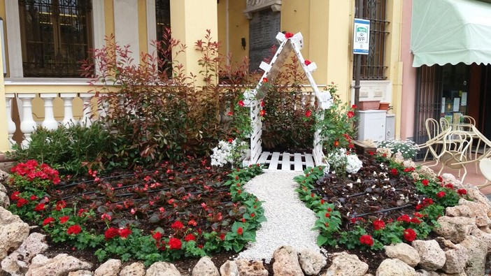 Torna a Borghetto Santo Spirito la manifestazione Floricola Torna a Borghetto Santo Spirito la manifestazione Floricola