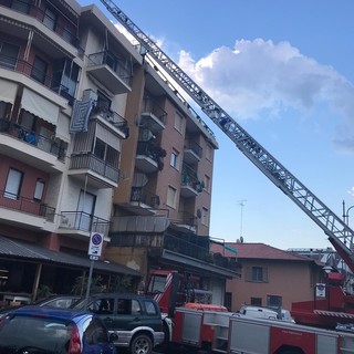 Albenga: incendio alla canna fumaria dell'angusteria di Vadino, intervento dei vigili del fuoco