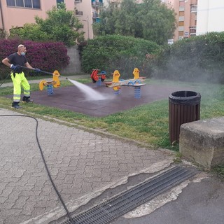 Loano: sanificazione strade e disinfestazione da roditori, blatte e zanzare