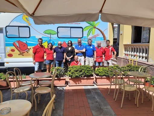 Borghetto, in tanti a donare con l’autoemoteca dell'Avis: raccolte ben 23 sacche di sangue (FOTO) Borghetto, in tanti a donare con l’autoemoteca dell'Avis: raccolte ben 23 sacche di sangue (FOTO)