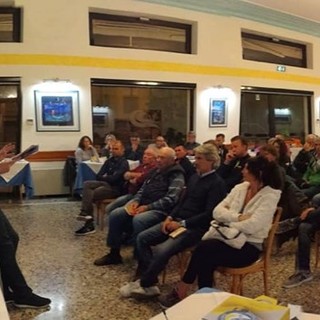 Andora, il candidato sindaco Mauro Demichelis incontra le associazioni sportive: "Grandi risultati ottenuti, percorso da proseguire"