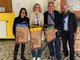 Carcare, il Comune consegna all'Istituto Comprensivo una nuova fornitura di contenitori per la raccolta differenziata (FOTO)