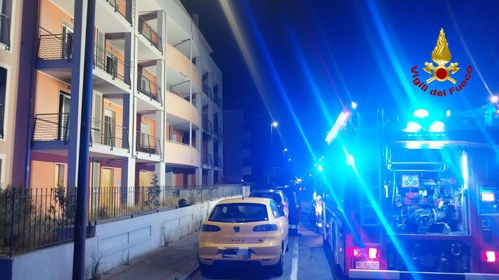 Incendio in un appartamento ad Albenga: intervento dei Vigili del Fuoco Incendio in un appartamento ad Albenga: intervento dei Vigili del Fuoco