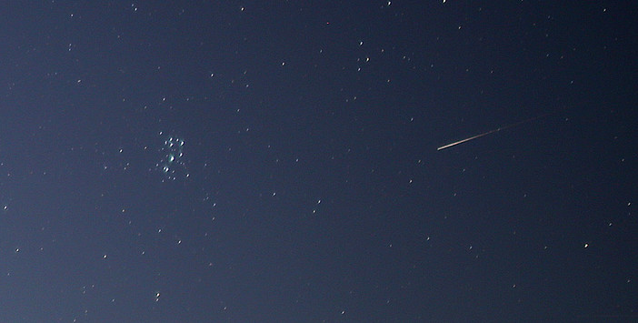 Una stella cadente (Perseide) fotografata lo scorso 6 agosto ad Harleston (Inghilterra) da Ian Carstairs Una stella cadente (Perseide) fotografata lo scorso 6 agosto ad Harleston (Inghilterra) da Ian Carstairs