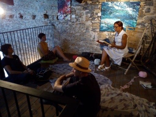 Marmoreo, sabato 16 agosto APS #COSAVUOICHETILEGGA? ad "Arte in campagna" (FOTO) Marmoreo, sabato 16 agosto APS #COSAVUOICHETILEGGA? ad "Arte in campagna" (FOTO)
