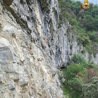 Castelbianco, rocciatore cade durante un'arrampicata: intervento dell'elisoccorso
