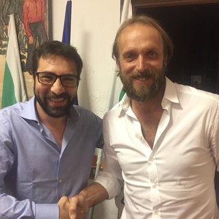 Nelle due foto: Massimo Niero, della segreteria provinciale, con i segretari albenganesi subentrante e uscente