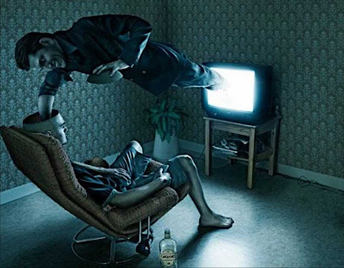 Alla Ubik la conferenza dal titolo: “Ipnosi e suggestione di massa" con il dott. Ferruccio Gobbato