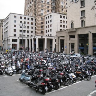 Comitato Casello Albamare sull'assessore alla mobilita' Apicella e i parcheggi moto a Savona