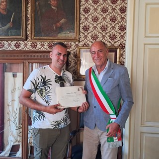 Da 30 anni in vacanza ad Alassio: premiato turista fedele