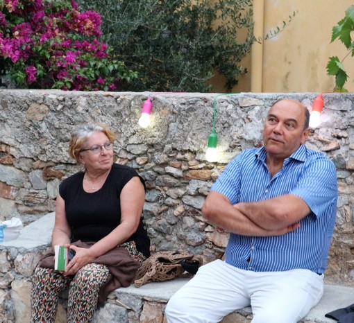 Tovo San Giacomo, successo per la presentazione del libro "Libereso Guglielmi - Diario di un giardiniere anarchico" (FOTO)