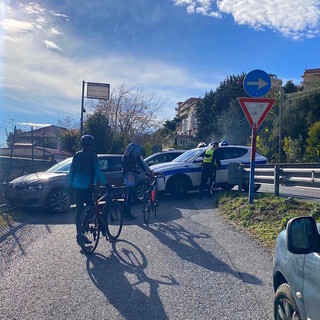 Ruba un’auto e semina il panico tra Loano e Albenga: arrestato dopo lo schianto Ruba un’auto e semina il panico tra Loano e Albenga: arrestato dopo lo schianto