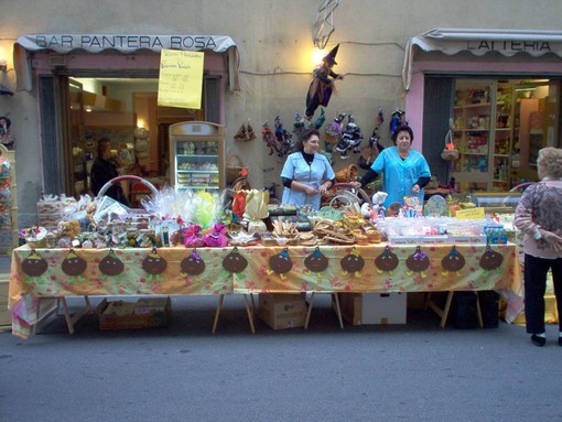 Varazze: da oggi ecco "Gustitalia" lungo la passeggiata