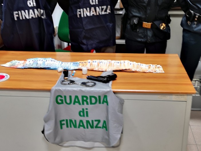 Spaccio di cocaina a Savona: un 27enne in manette
