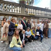 Alassio, una nuova piastrella sul Muretto per i 50 anni dello Zonta Club Alassio Albenga Alassio, una nuova piastrella sul Muretto per i 50 anni dello Zonta Club Alassio Albenga