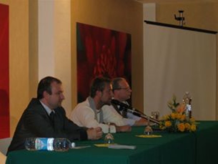 Masini trai i giovani dell'Accademia della Canzone