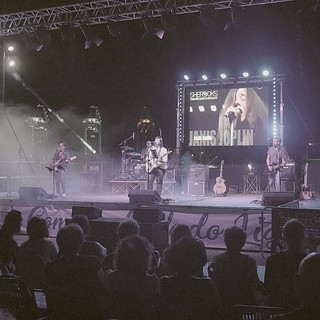 Gli Sherocks live alla Terrazza sul Mare di Albisola Superiore