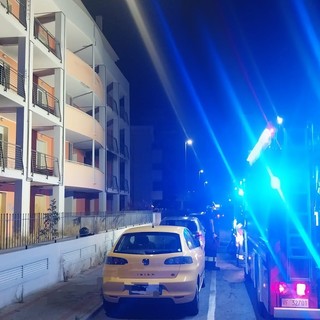 Incendio in un appartamento ad Albenga: intervento dei Vigili del Fuoco