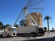 Piazza Vittorio Emanuele a Finale cambia volto: in corso di allestimento la ruota panoramica