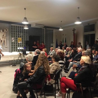 "Maree e Risacche": in tanti a Borgio Verezzi per ricordare il medico-poeta Antonio Sorbi (FOTO)