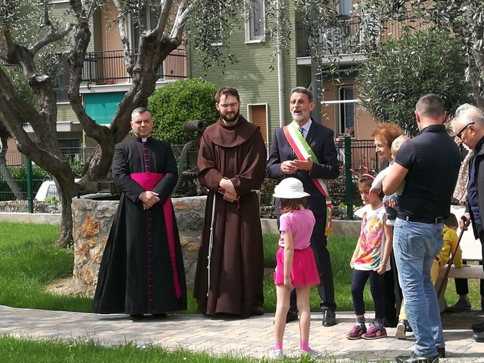Pietra Ligure, inaugurato il parco pubblico che verrà dedicato a Giacomo Accame (FOTO e VIDEO)