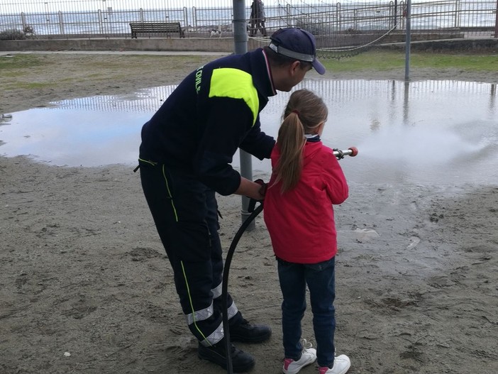 Andora, corso di protezione civile per i bambini alla Colonia di Milano