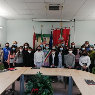 A Quiliano l'insediamento ufficiale del Consiglio comunale dei Ragazzi (FOTO) A Quiliano l'insediamento ufficiale del Consiglio comunale dei Ragazzi (FOTO)