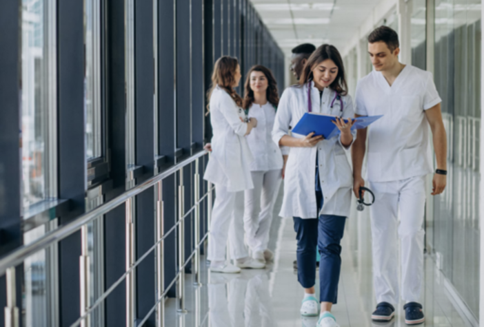 AAA cercasi medici libero professionisti AAA cercasi medici libero professionisti