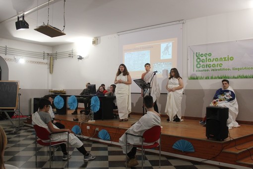 Carcare, il liceo Calasanzio aderisce alla "IV Giornata mondiale della lingua e della cultura greca"