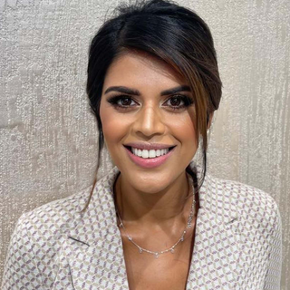 Nella foto, la professoressa Shuba Marta Rabolli, vicepresidente dell’Accademia Italiana Galateo