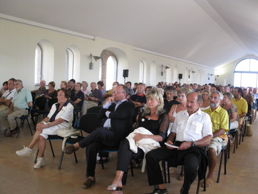 A Finale Ligure prosegue la rassegna "Un libro per l'estate"