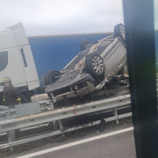 Incidente in autostrada tra Savona e Albisola, soccorsi mobilitati e diversi chilometri di coda