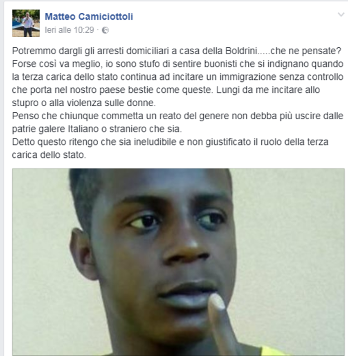 Il sindaco di Pontinvrea Camiciottoli su Facebook: "Gli stupratori ai domiciliari a casa della Boldrini"
