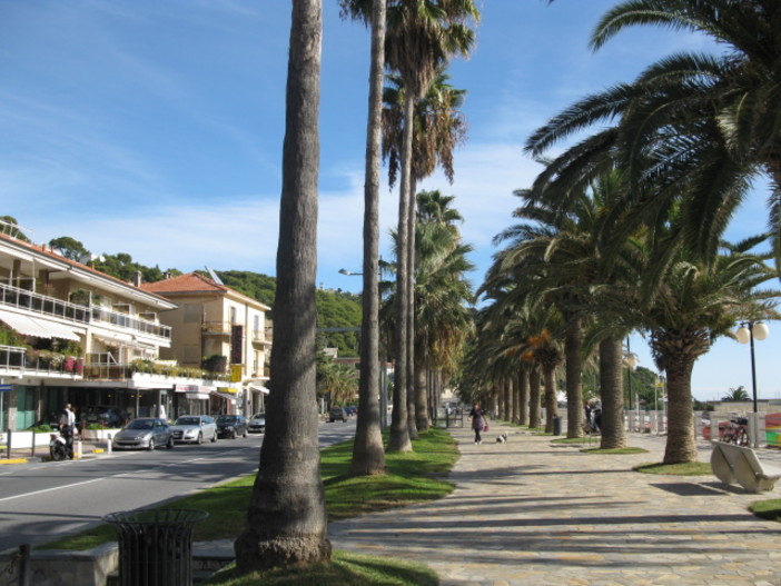 Il presidente della Regione Claudio Burlando domani pomeriggio ad Andora Il presidente della Regione Claudio Burlando domani pomeriggio ad Andora