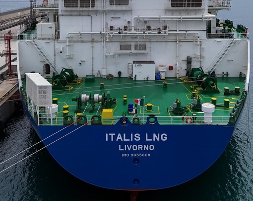 Rigassificatore, il Sindaco Russo a gamba tesa: "Posizione del territori più forte dell'ipocrisia, perché non dettata da miope calcolo politico"