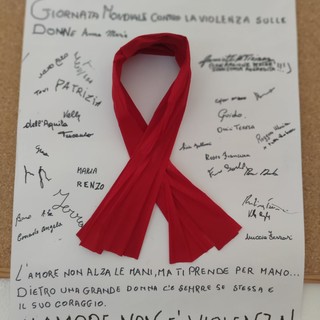 Giornata mondiale contro la violenza sulle donne: l’appello degli anziani della casa di riposo di Spotorno