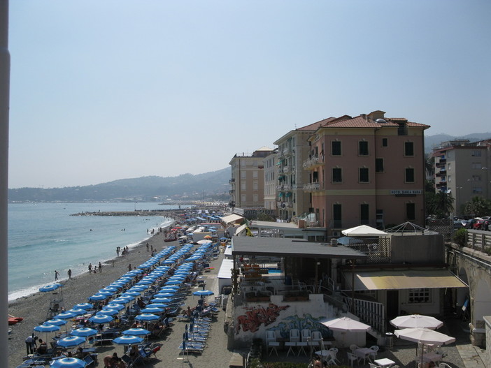 Varazze aderisce all'iniziativa "Puliamo il mondo!" di Legambiente Varazze aderisce all'iniziativa "Puliamo il mondo!" di Legambiente