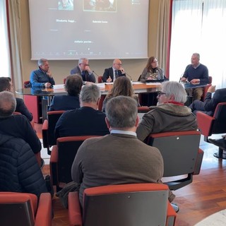 Piaggio, dal Pd “ok a tavolo congiunto con Governo”. Cavo (Lista Toti); “Facciamo lavorare i commissari, poi dialogo al Ministero"