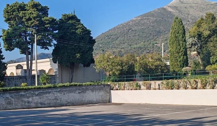 Ceriale intitola due nuove piazze cittadine a don Emanuele Raimondo e alla sorella Serafina Ceriale intitola due nuove piazze cittadine a don Emanuele Raimondo e alla sorella Serafina