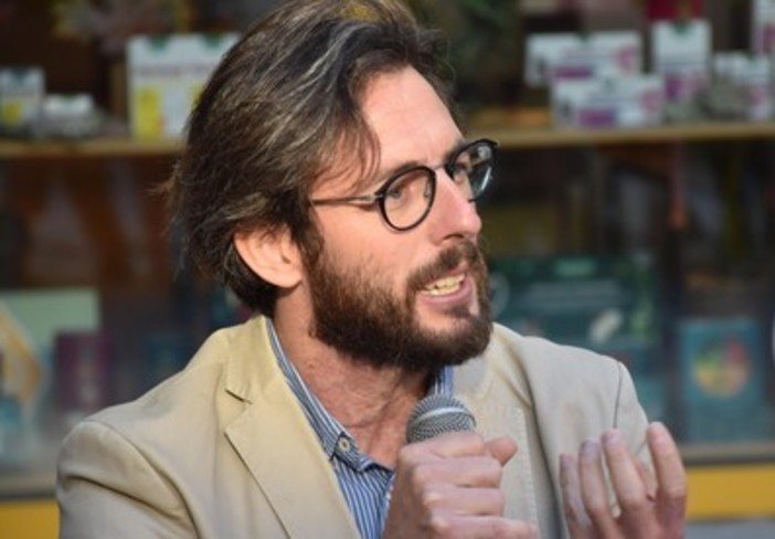 La Regione approva all’unanimità l’ordine del giorno di Casella (AVS) in difesa del commissariato di Alassio