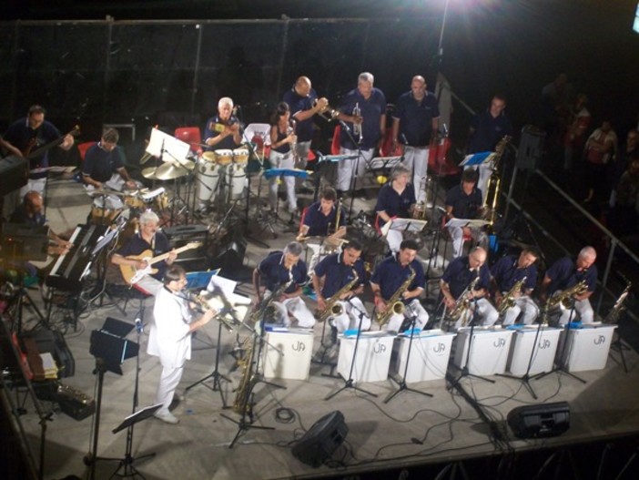 Albenga, Jazz Ambassadors Big Band sul Lungomare