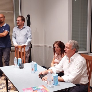 Elezioni, Katia Piccardo (Pd) a Varazze: "Non è vero che il destino dell'Italia è già scritto" (FOTO e VIDEO)