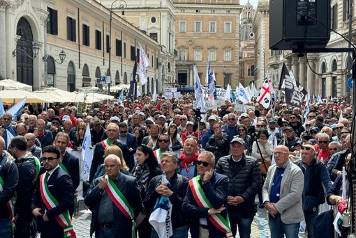 Balneari, anche una delegazione di sindaci del savonese alla manifestazione del Sib a Roma