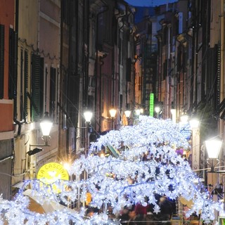 Loano, venerdì accenderà il Natale con le "Mille luci delle Feste"